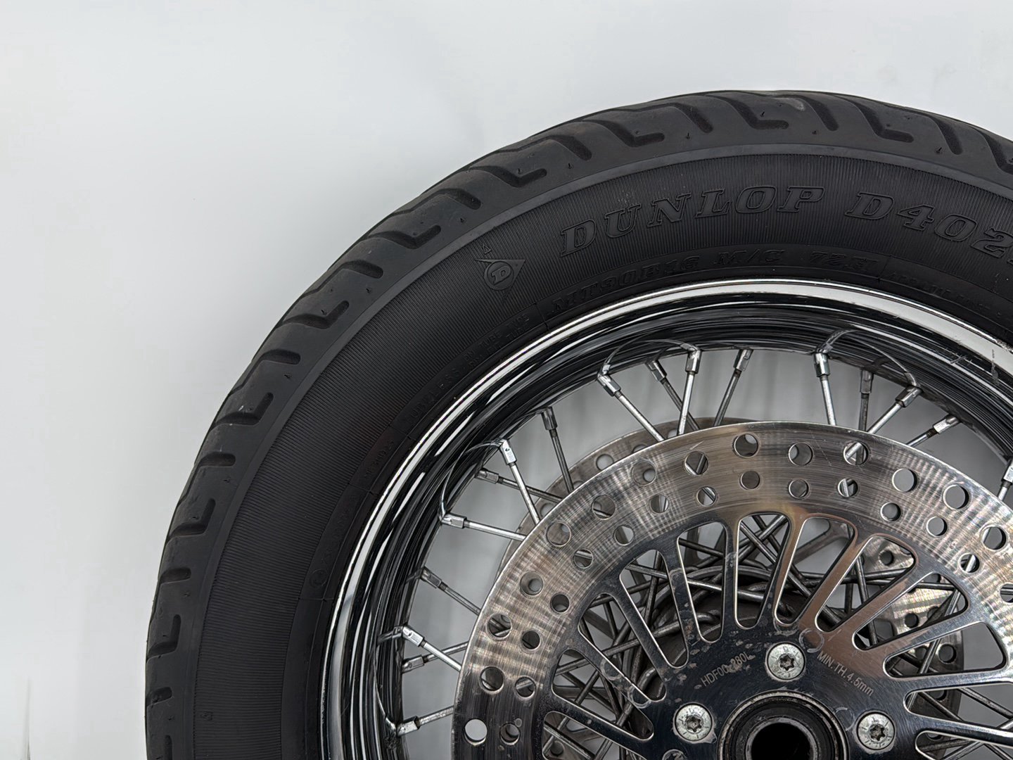 1999 - 2006 Harley-Davidson Touring Electra Glide Ultra Front Wheel Rim Tire Spoked 43440-05A