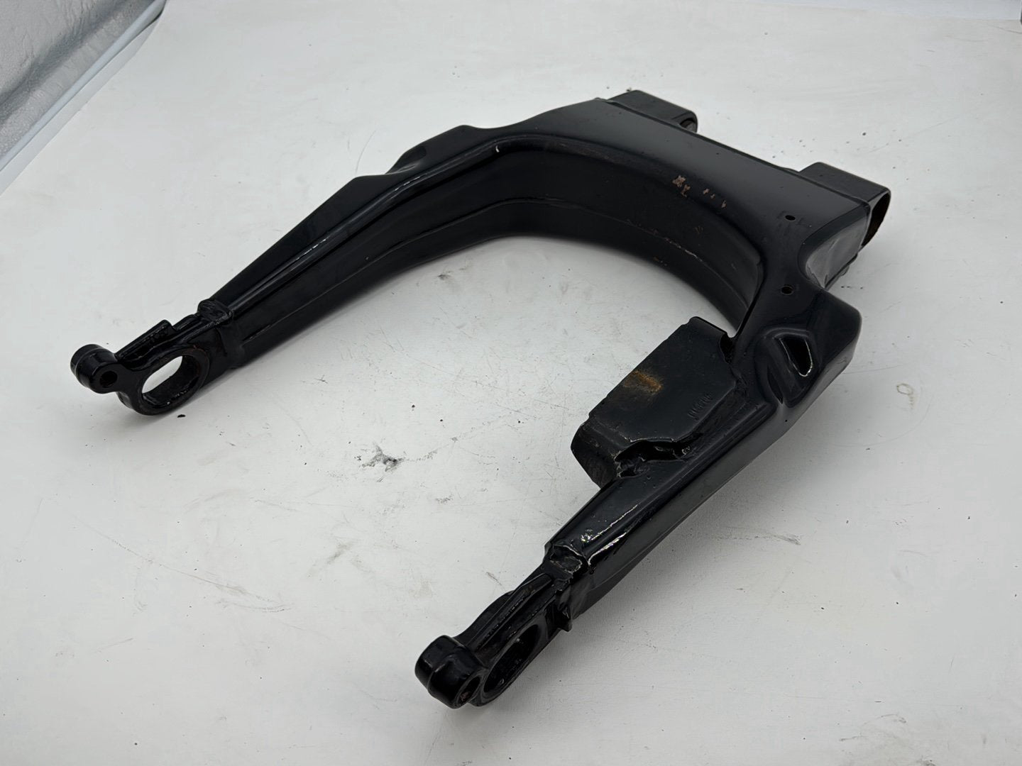2007 - 2012 Harley-Davidson Touring Road Glide Rear Fork Swingarm Swing Arm 45470-09