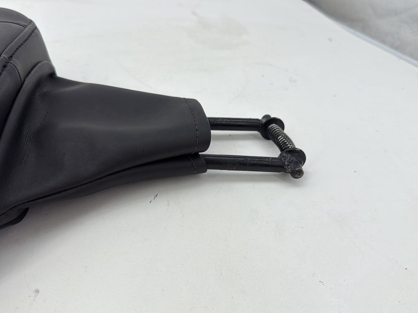 2006 Harley Road King Touring FLHRCI Classic OEM Rider Driver Backrest Adjustable Cushion Pad