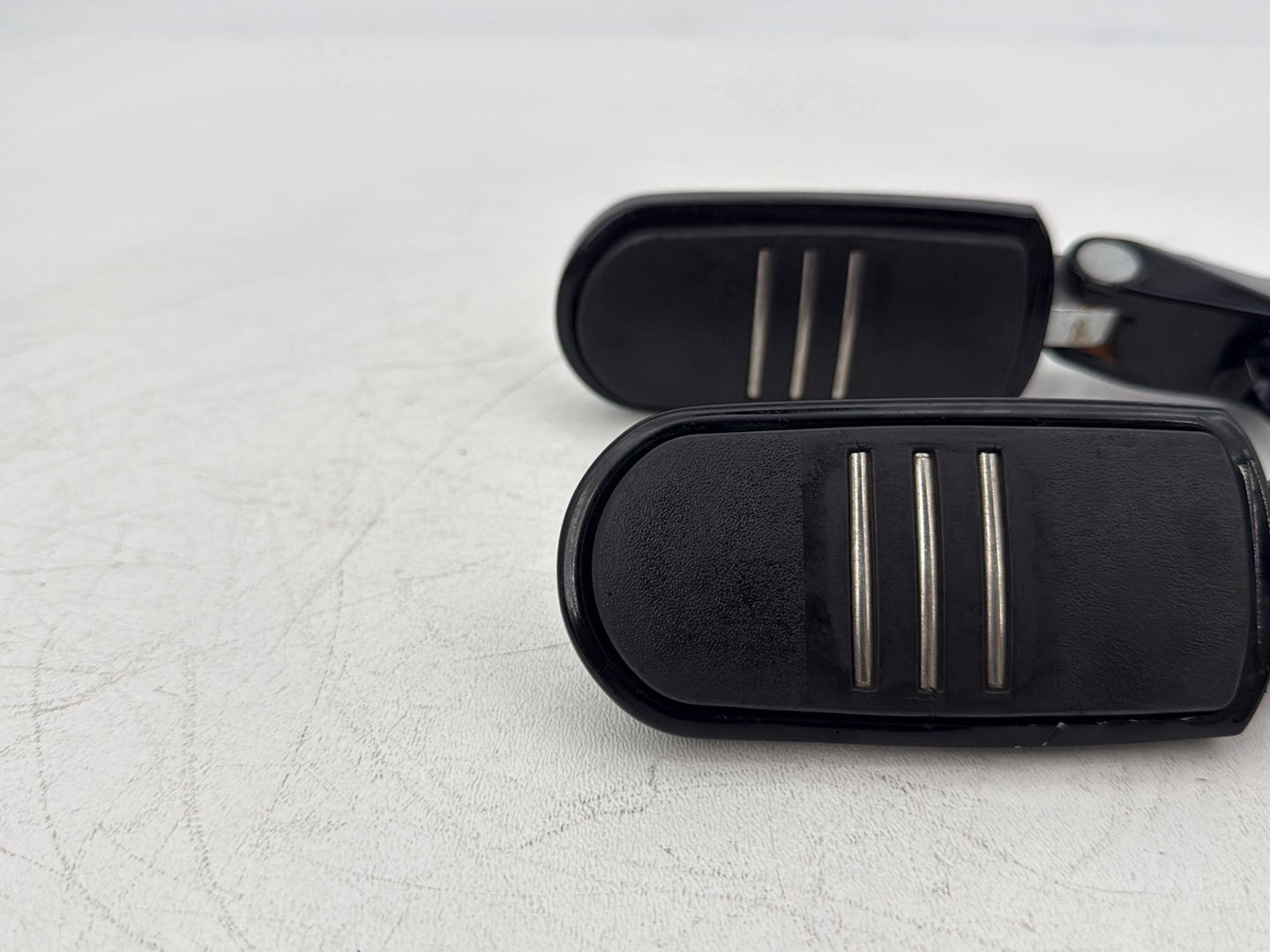 2015 Harley Touring FLHXS Street Glide OEM Passenger Left & Right Foot Pegs