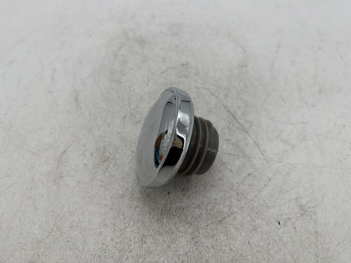 2012 Harley Electra Glide Touring Ultra OEM Fuel Cap Gas Tank Bushing Hub