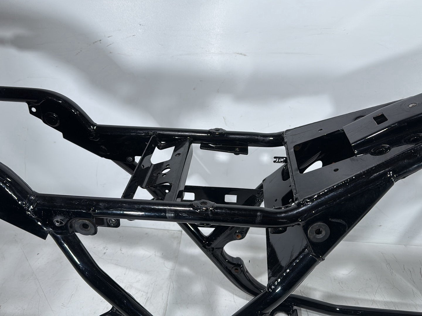 2007 Harley Electra Glide Touring Ultra FLHTCUI OEM Body Main Frame Chassis SLVG