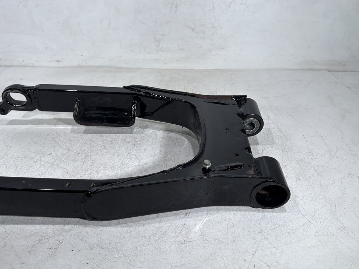 2007 Harley Electra Glide Touring Ultra OEM Rear Fork Swingarm Swing Arm