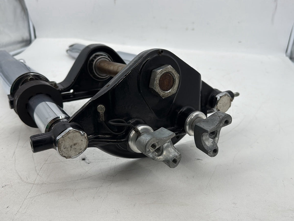 02 Harley Touring Screamin Road King Front Triple Tree Set LH RH Fork Leg Slider