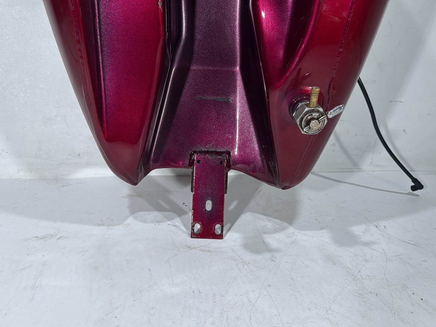 1996 Harley Electra Glide Touring FLHT OEM Fuel Gas Tank Gasoline Reservoir