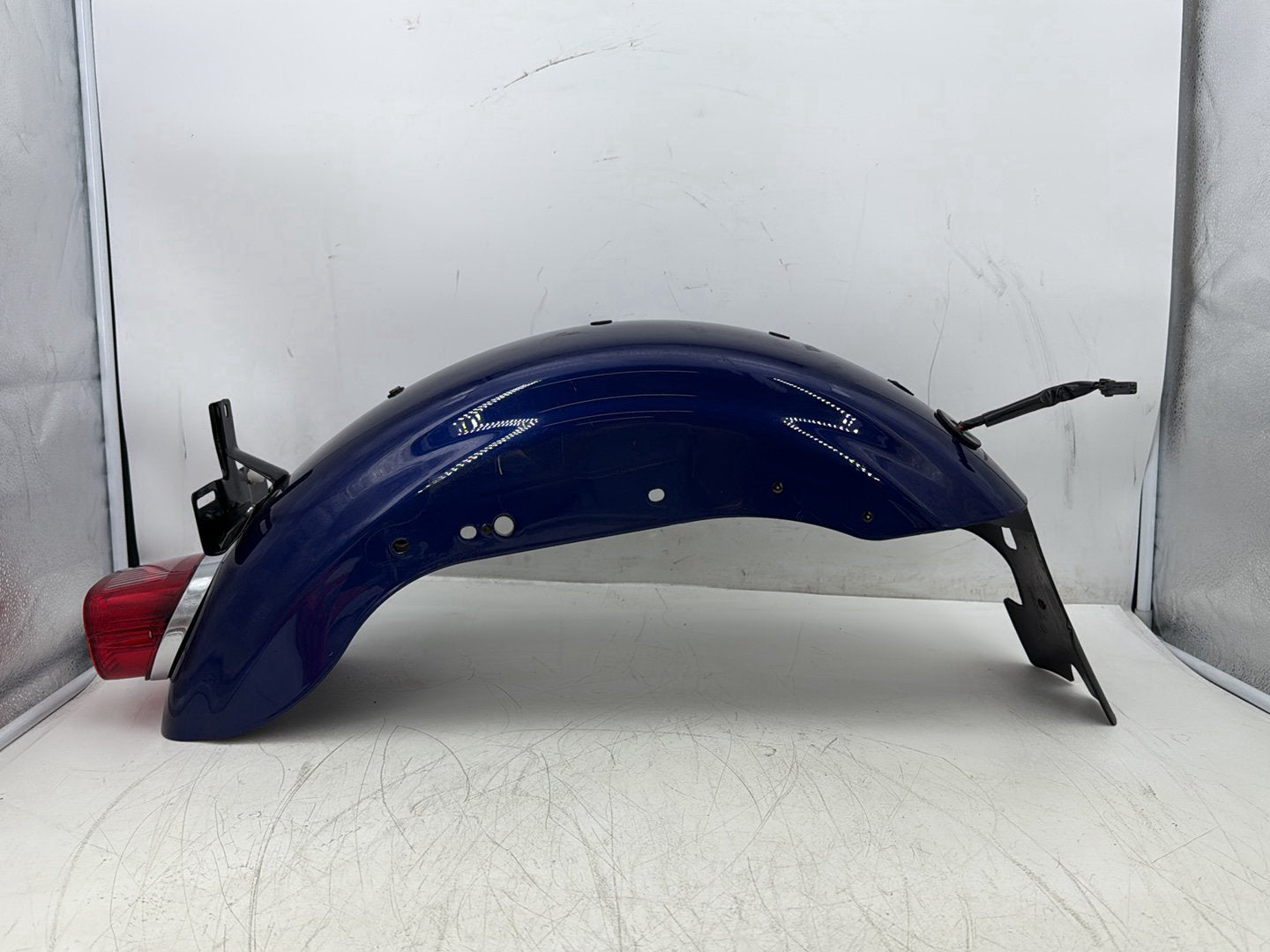 2006 Harley Sportster XL883L 883 Low OEM Rear Wheel Fender Taillight Brake Lamp