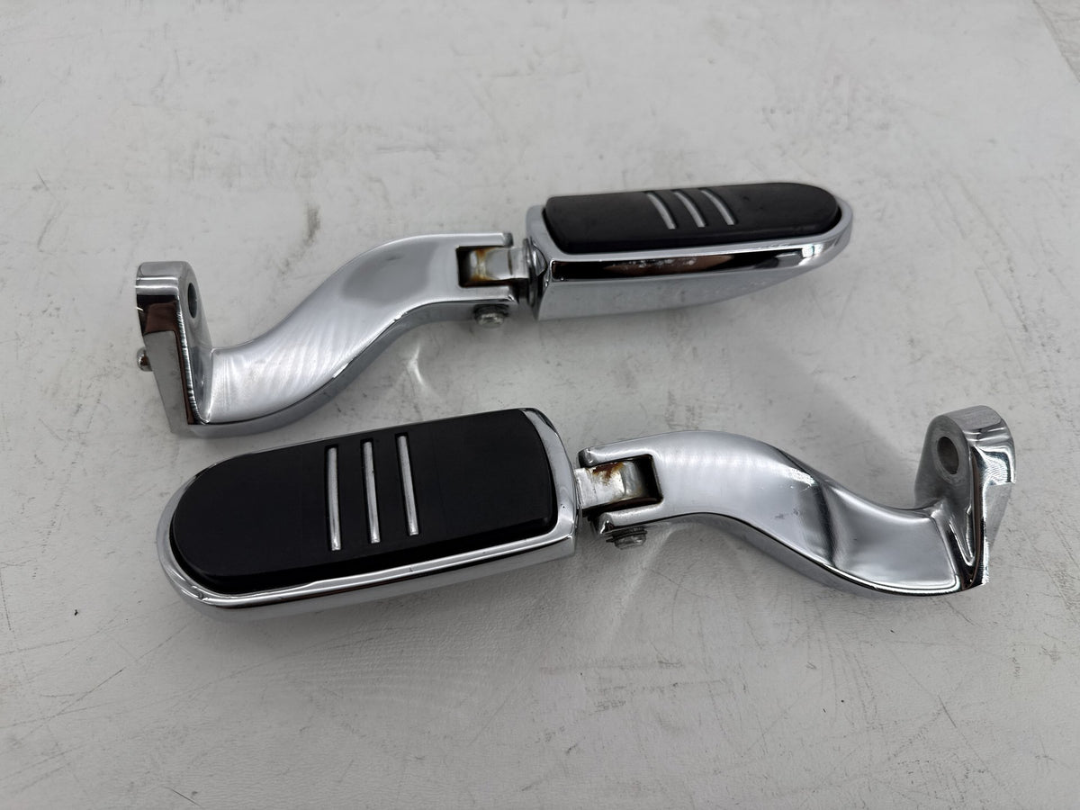 2013 Harley Street Glide Touring FLHX OEM Passenger Left & Right Foot Pegs
