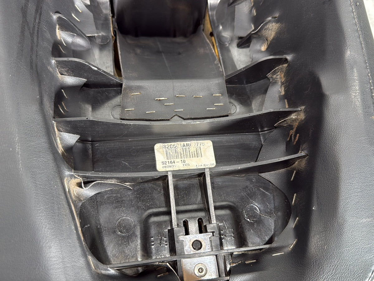 2012 Harley Electra Glide Touring Ultra OEM Passenger Rider Driver Seat Saddle