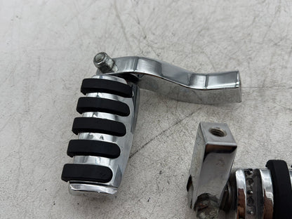 2003 Harley Dyna Wide Glide FXDWG OEM Passenger Left & Right Foot Pegs