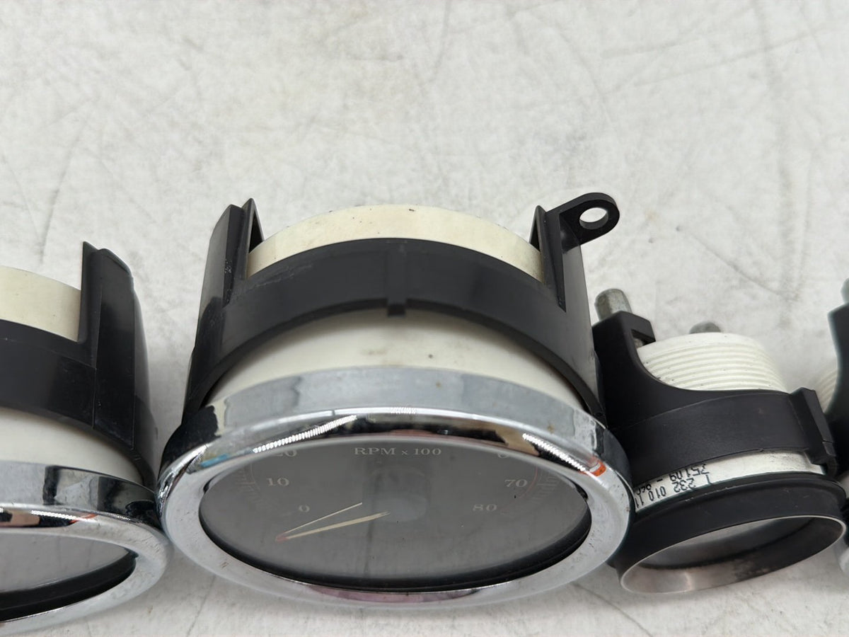 2006 Harley Electra Glide Touring Ultra FLHTCUI OEM Air Oil Volt Fuel Tacho Speedo Gauges