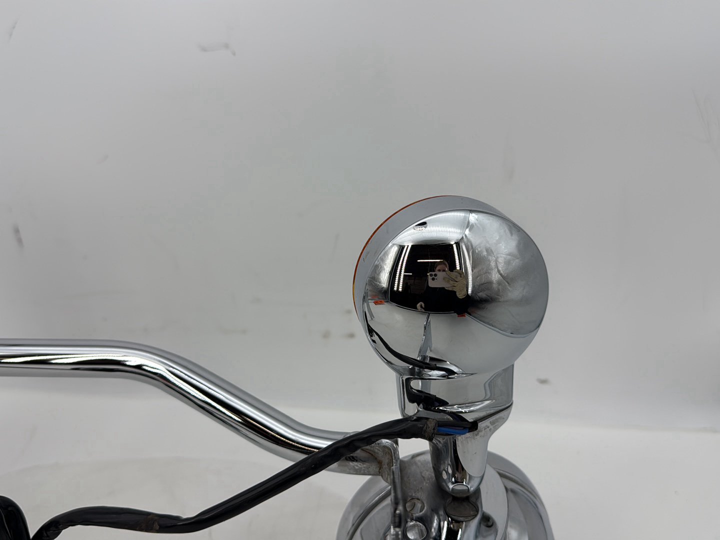 2007 - 2011 Harley-Davidson Touring Electra Glide Ultra Front Turn Signal Indicators Aux Light Bar 68712-94A