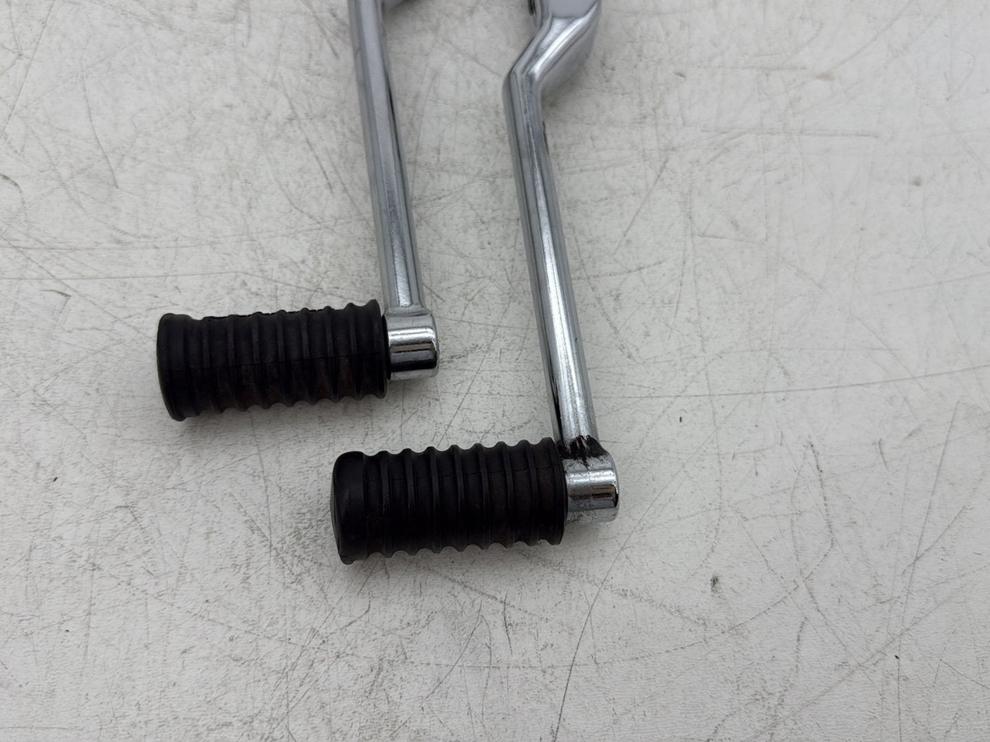 2006 Harley Electra Glide Touring Classic FLHTCI OEM Gear Shifter Lever Pedal Pedals