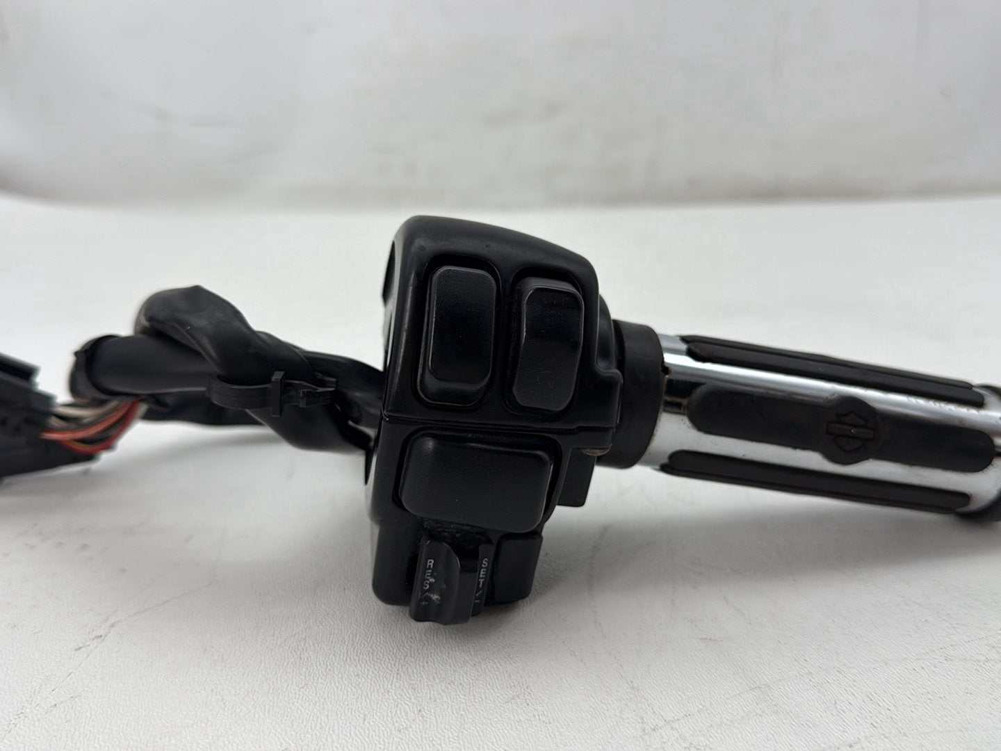 2008 Harley Road King Touring FLHR OEM Right Engine Start Kill Switches Controls