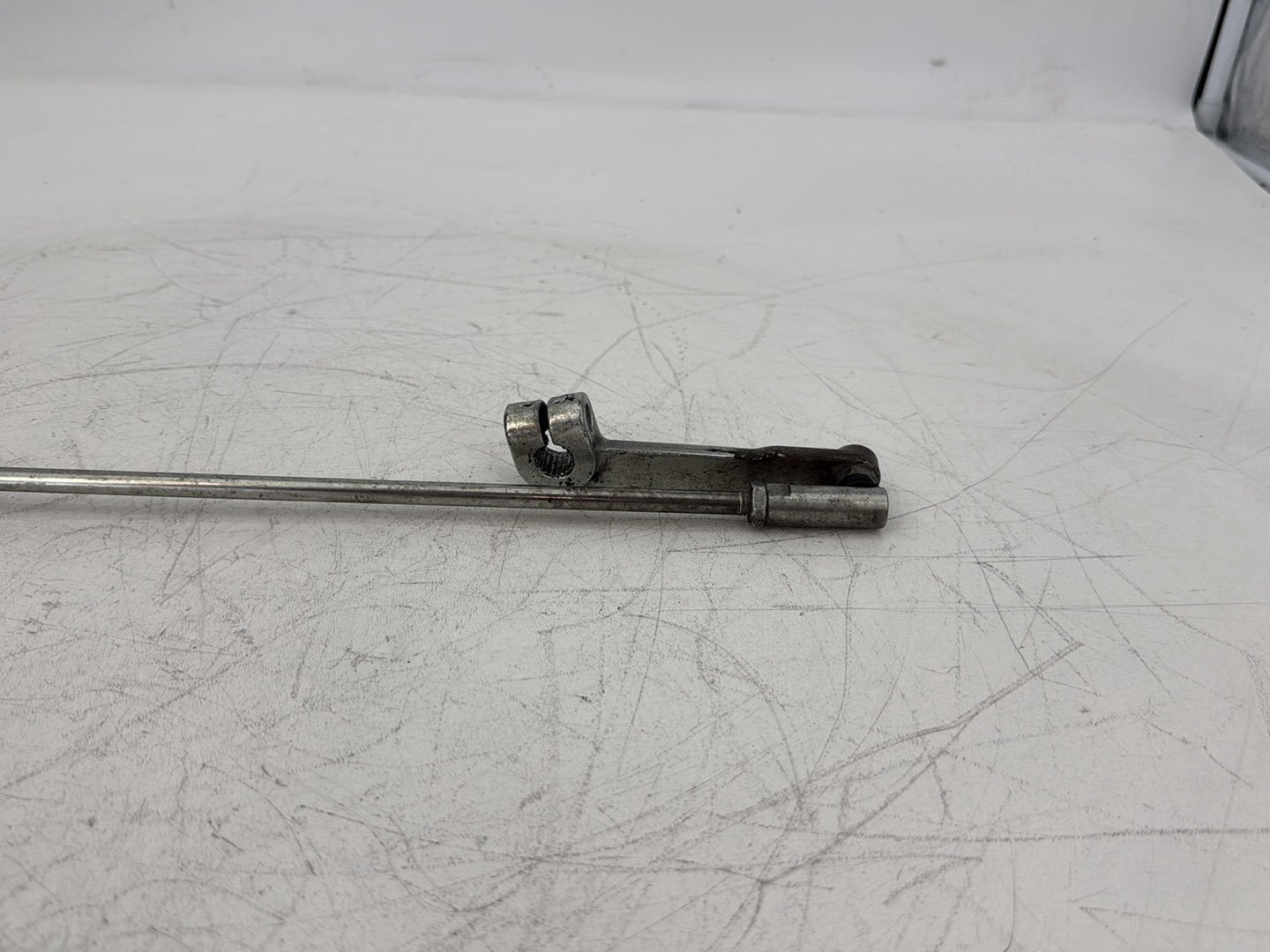 2004 Harley Touring FLHT Electra Glide OEM Gear Shifter Lever w/ Rod linkage