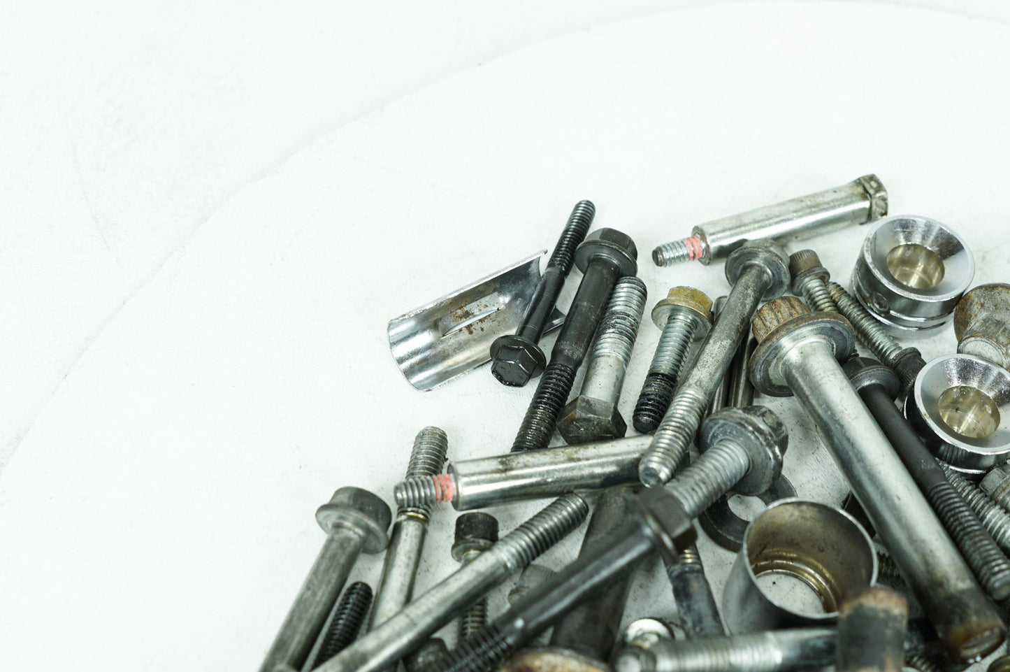 1999 - 2006 Harley-Davidson Touring Road King Classic Twin Cam Engine Hardware Bolt Pushrods  	17922-99
