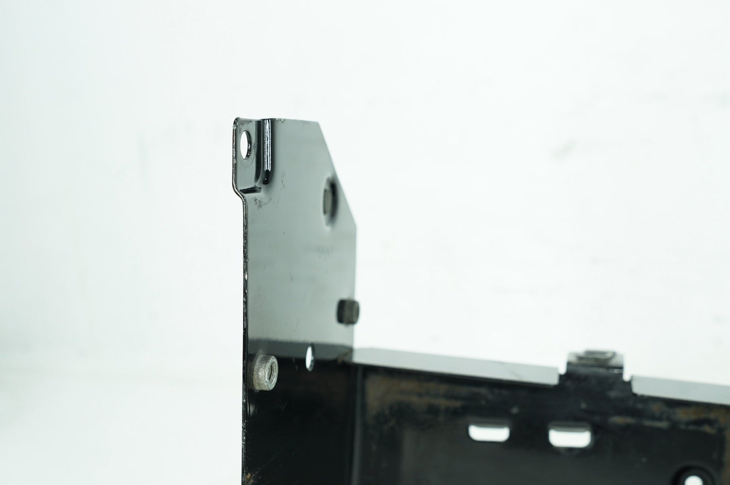 1999 - 2006 Harley-Davidson Touring Electra Glide Ultra Battery Tray Bracket Holder Carrier 66281-01