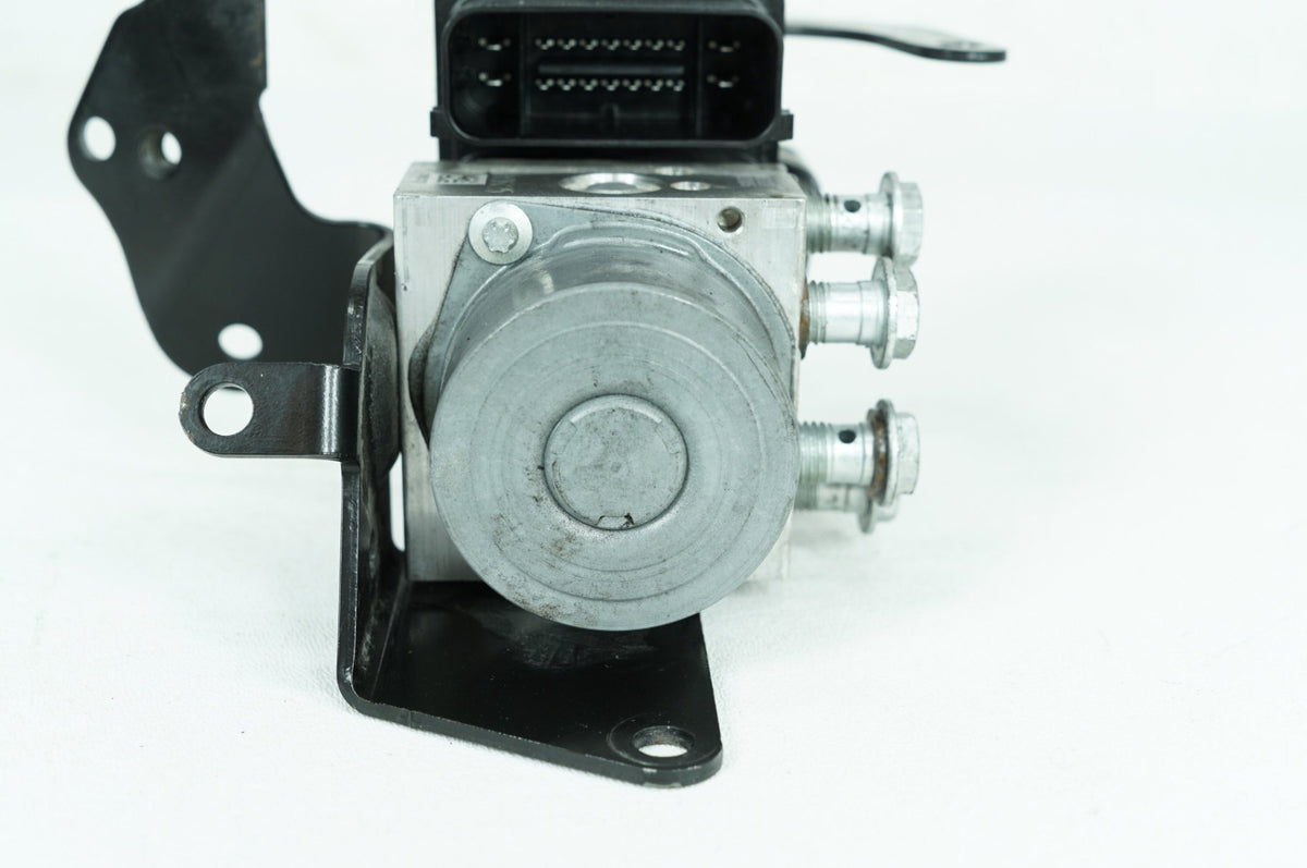 2020 Harley Softail FXLRS Low Rider S OEM ABS Brake Pump & Control Module
