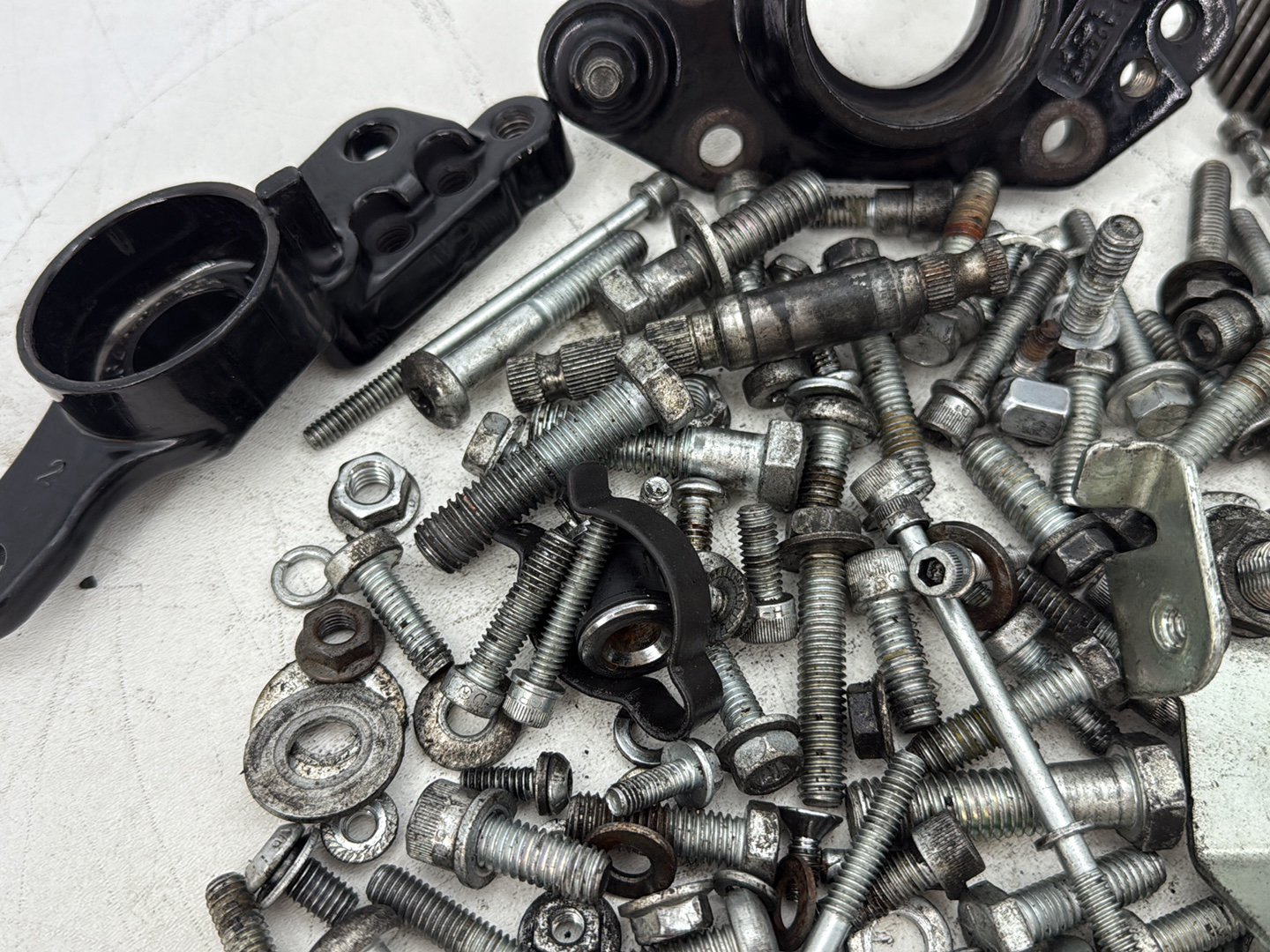 2017 Harley Road Glide Touring FLTRXS OEM Hardware Bolts Nuts & Brackets