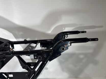 1999 - 2006 Harley-Davidson Touring Road King Police Body Main Frame Chassis CLN CLR 47900-01