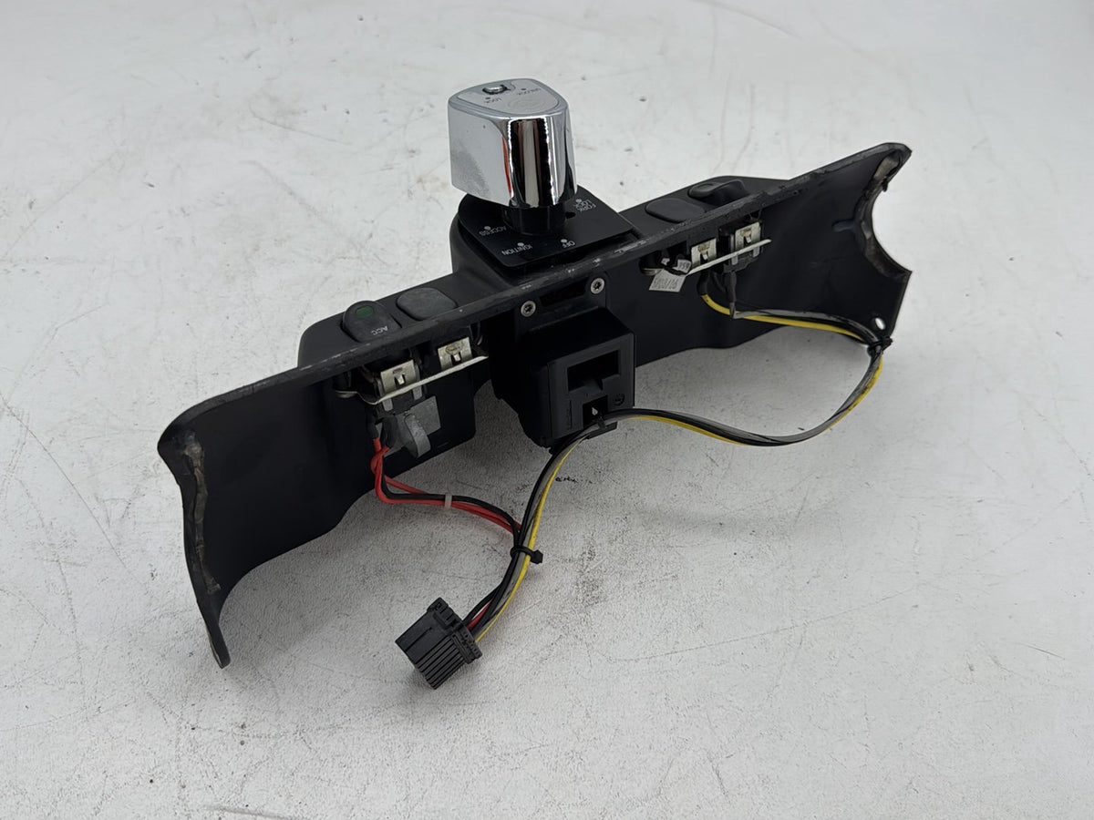 06 Harley Street Glide Touring FLHXI OEM Dash Ignition Cap Switch Lockset NO Key