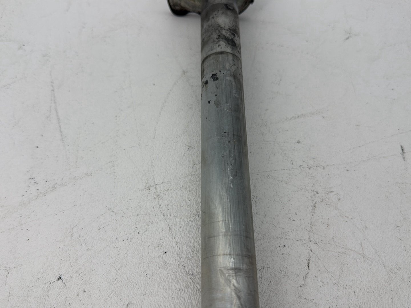 2008 Harley Road King Touring FLHR OEM Rear Wheel Axle Bolt Shaft