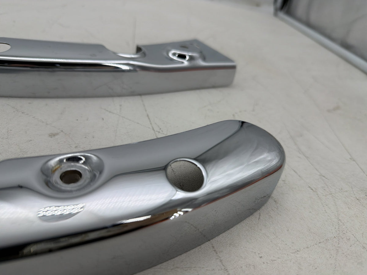 2012 Harley Street Glide Touring FLHX OEM Rear Left Right Fender Struts Bracket