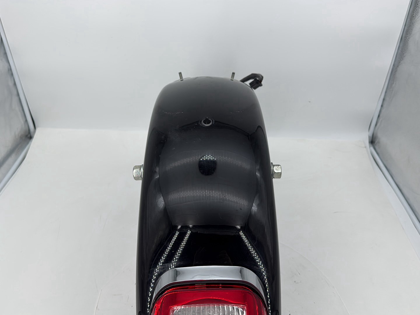 1999 - 2006 Harley-Davidson Touring Road King Custom Rear Wheel Fender & Turn Signals Bar 58702-02B