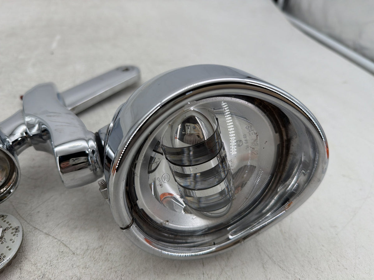 2015 Harley Electra Glide Touring Ultra OEM Front Right 1 Turn Signal Indicator