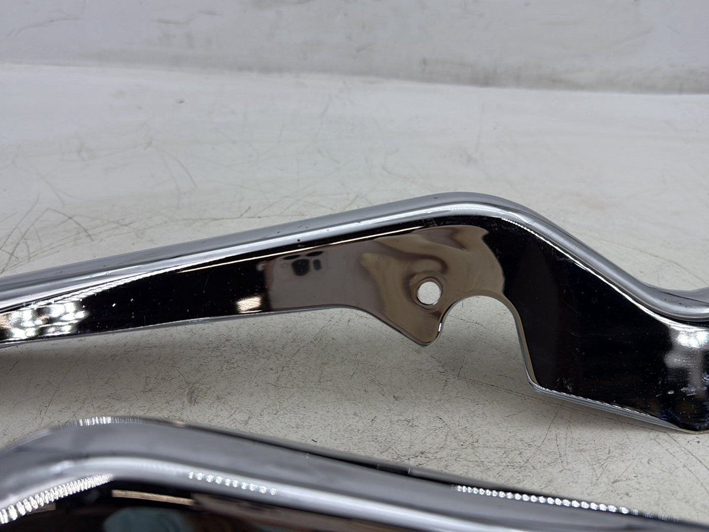 1998 Harley Touring FLHTCUI Electra Glide Ultra OEM Rear Left Right Fender Struts Bracket