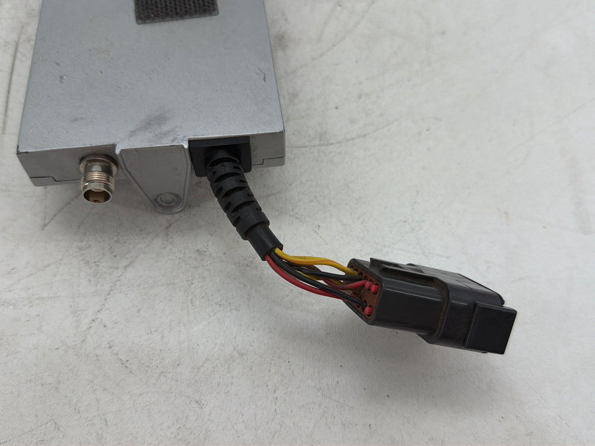 06 Harley Electra Glide Touring Ultra FLHTCUI OEM CB Harman Kardon Radio Module