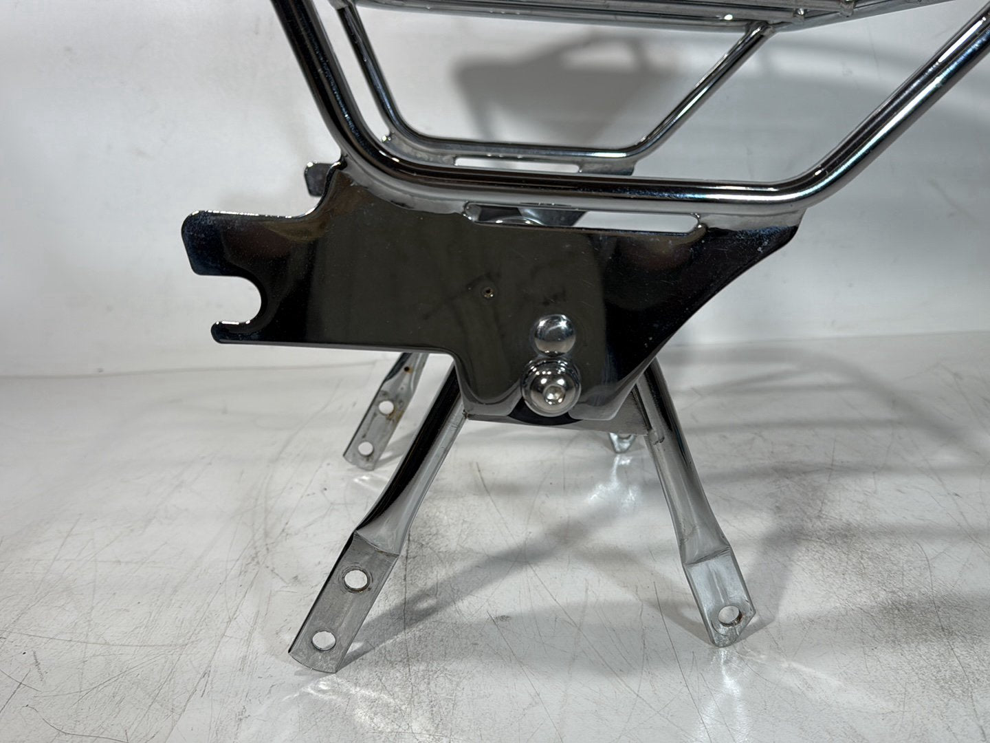 08 Harley Touring Electra Glide Ultra Rear Back Luggage Rack Storage Baggage Bar