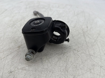 2004 Harley Road King Touring Custom FLHRSI OEM Front Right Brake Lever Master Cylinder