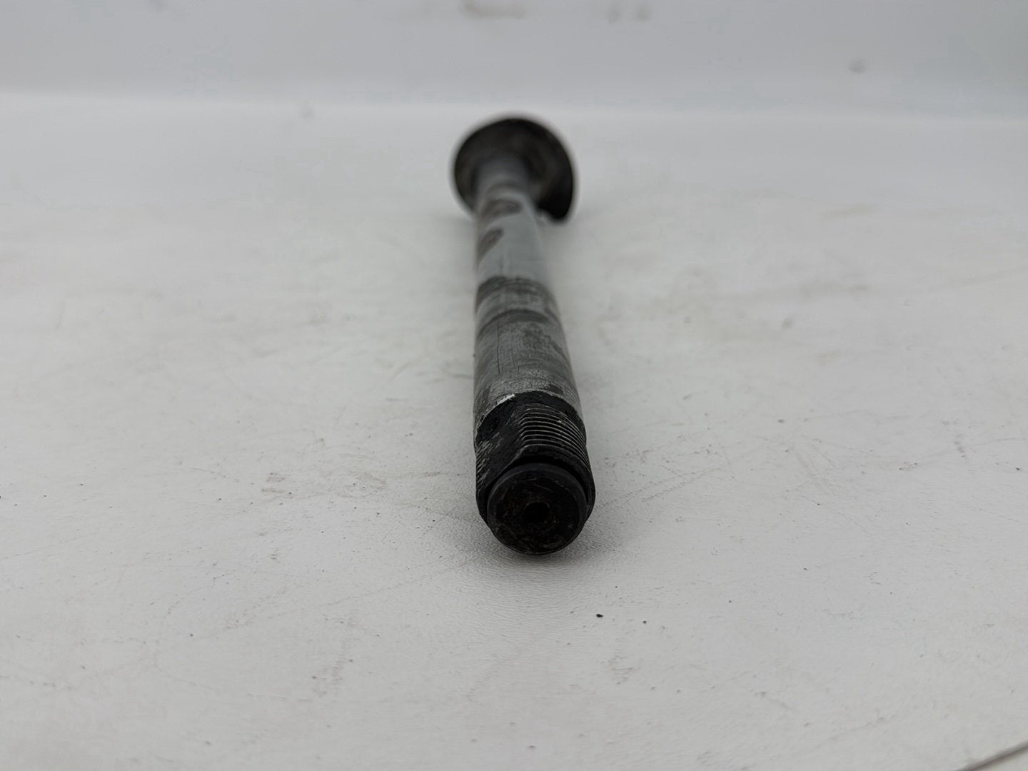 1999 - 2006 Harley-Davidson Touring Electra Glide Rear Wheel Axle Bolt Shaft 	41056-02