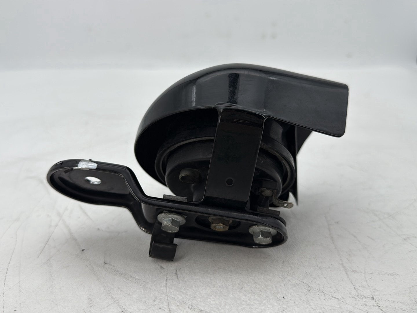 2004 - 2013 Harley-Davidson Sportster 1200 Custom Horn Signal Klaxon Chrome Cover Black