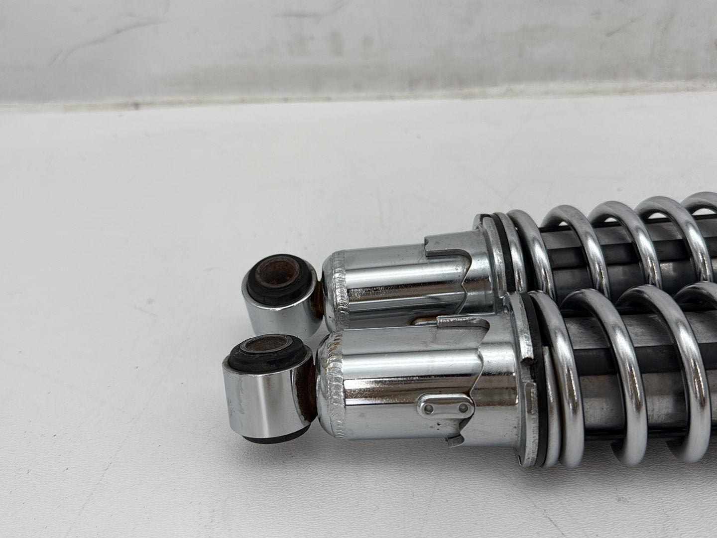 2001 Harley Sportster 883 Hugger XLH883 OEM Rear Left Right Shock Absorbers