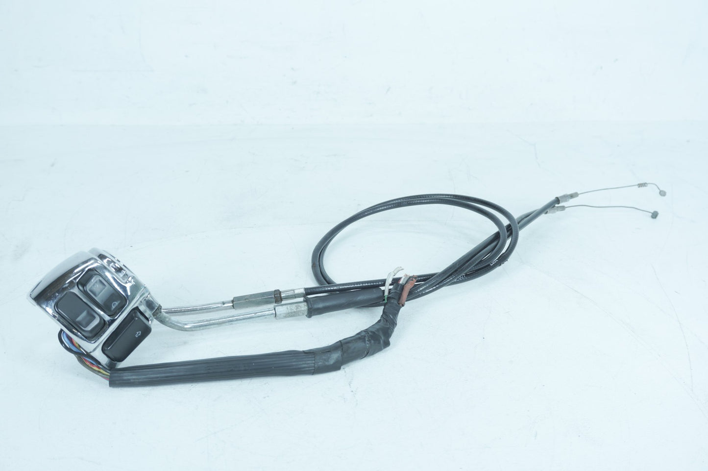 1984 - 1990 Harley-Davidson Sportster Limited Liberty Right Engine Start Kill Switches Controls 70219-86A