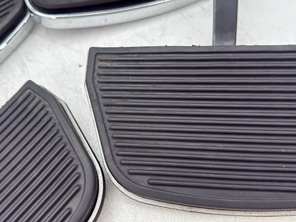 2013 Harley Electra Glide Touring Ultra FLHTCUI OEM Left Right Driver & Pass Floorboard Foot Rest