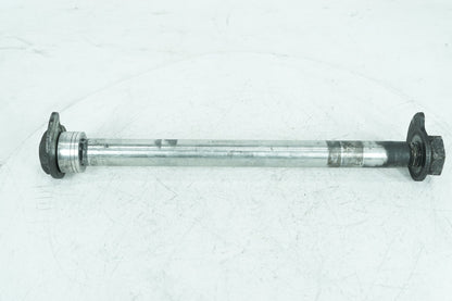 2007 - 2012 Harley-Davidson Touring Electra Glide Ultra Rear Wheel Axle Bolt Shaft 41056-09