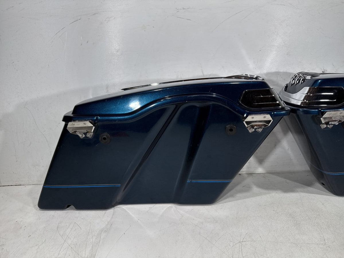 02 Harley Electra Glide Touring Classic OEM Left Right Saddlebags Luggage NOKey