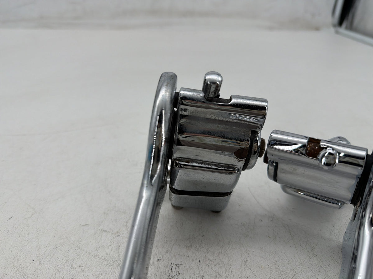 96 Harley Electra Glide Touring Ultra Passenger Left & Right Foot Pegs Kuryakyn