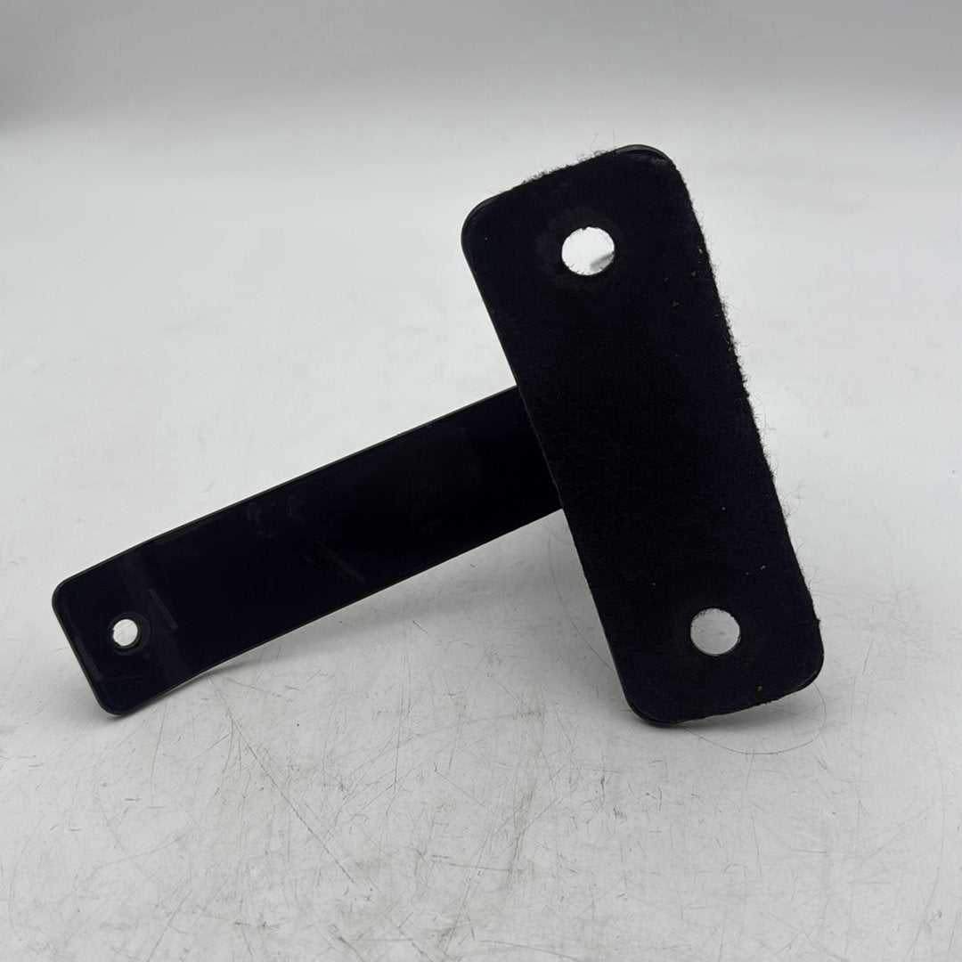 2007 - 2012 Harley-Davidson Touring Electra Glide Classic Front Driver Rider Backrest Bracket Mount 52567-93