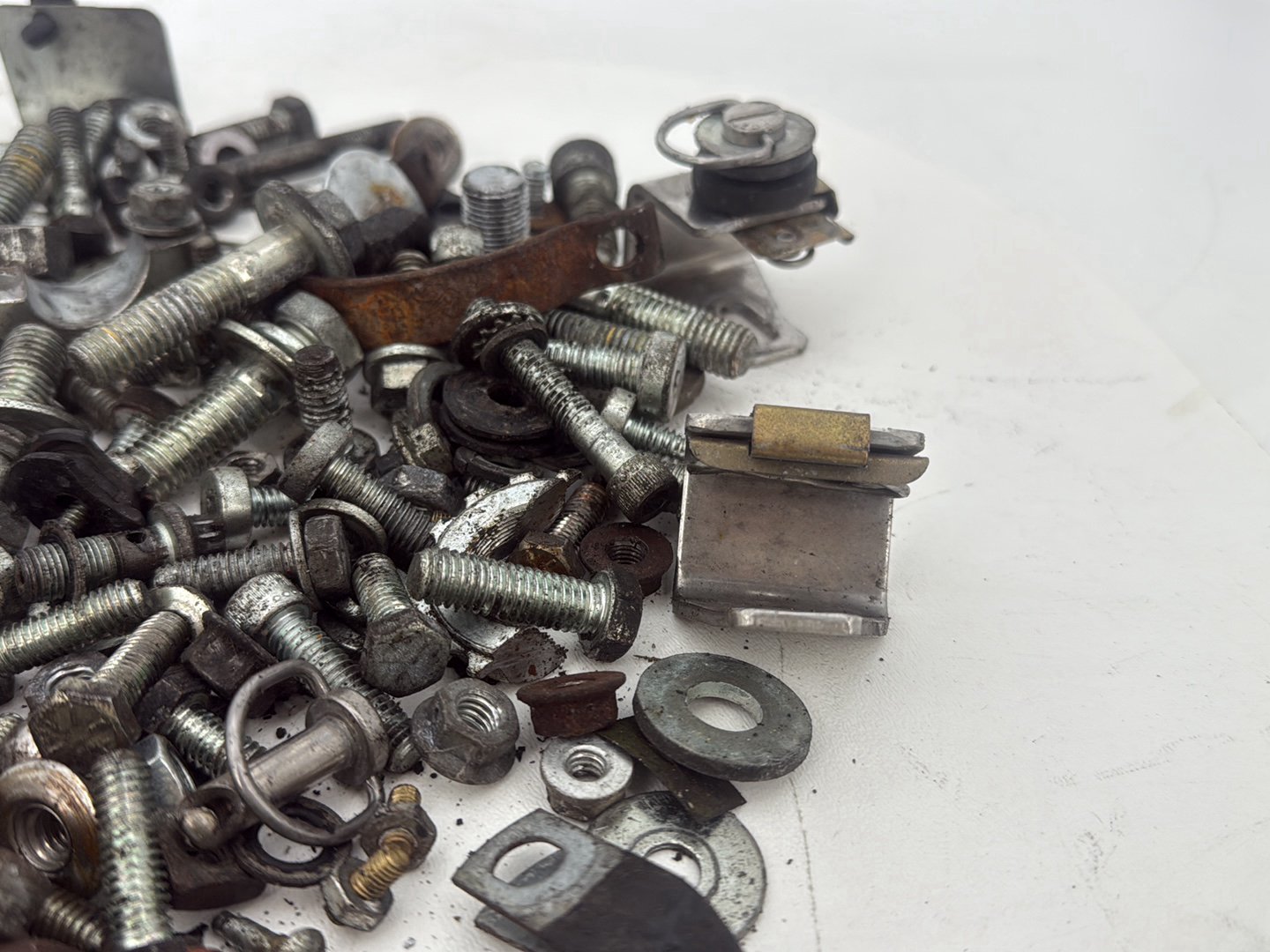2005 Harley Touring FLHRCI Road King Classic OEM Hardware Bolts Nuts & Brackets