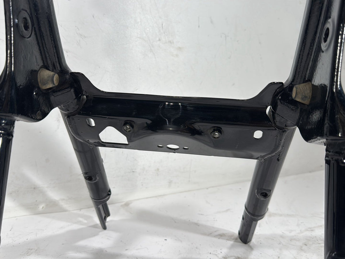 2015 Harley Electra Glide Ultra Low OEM Rear Sub Frame Rail Bar 48079-09BHP