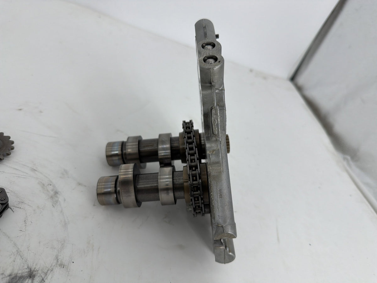 16 Harley Touring FLHXS Street Engine Motor Cam Support Camshaft Plate Oil Pump