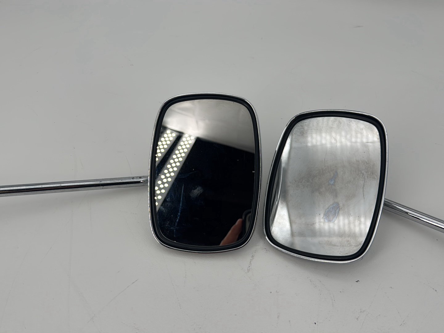 1999 - 2006 Harley-Davidson Touring Electra Glide Classic Left Right Rear View Mirror  	91875-88A