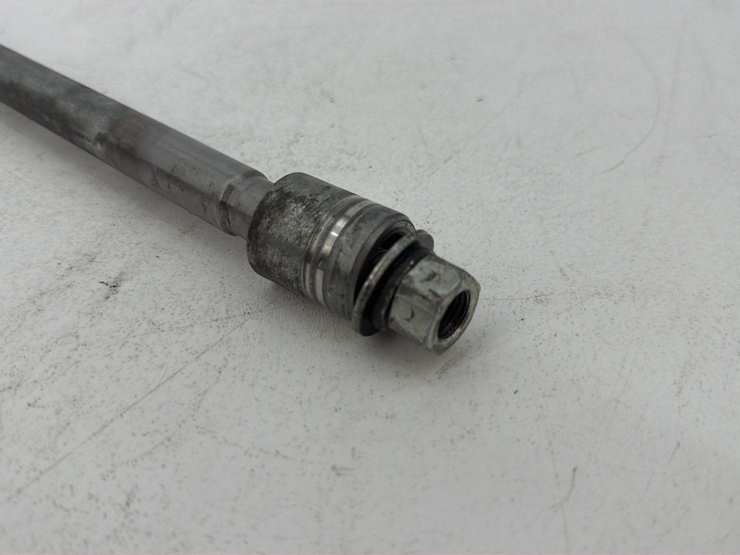 1984 - 1998 Harley-Davidson Touring Electra Glide Classic Front Wheel Axle Bolt Shaft 43346-83B