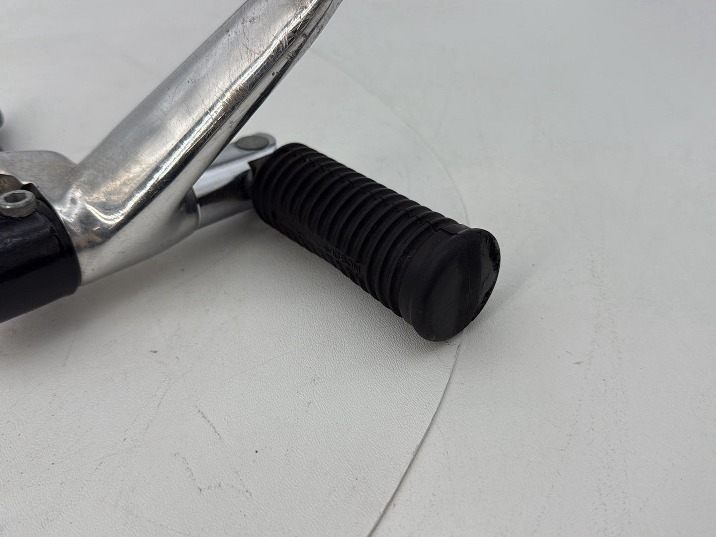 2004 - 2013 Harley-Davidson Sportster 883 Custom Left Right Foot Brake Control Pegs  	42651-04