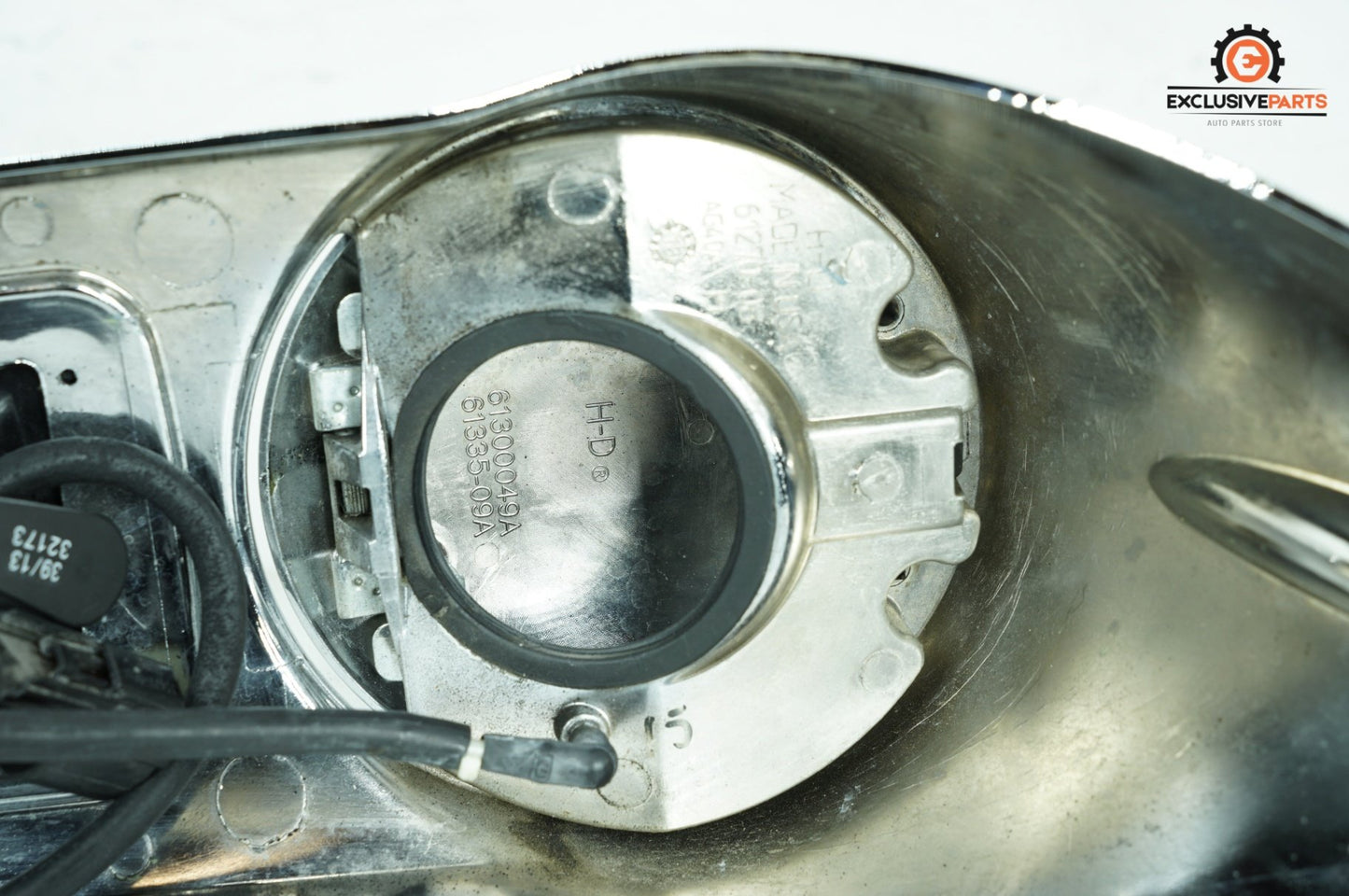 2008 - 2016 Harley-Davidson Touring Electra Glide Ultra Fuel Gas Tank Dash Console NOKey 61270-08