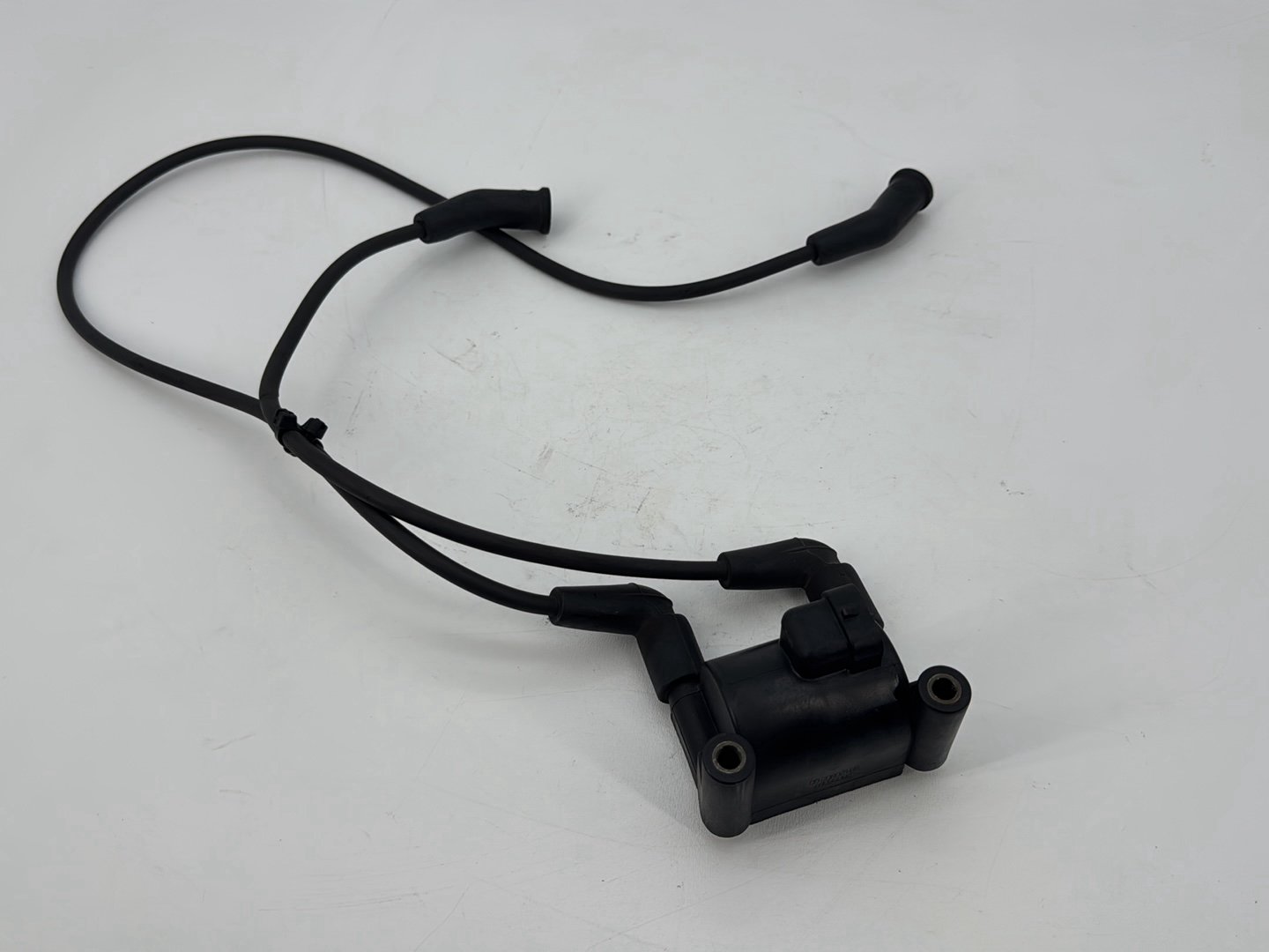 2007 - 2012 Harley-Davidson Touring Road Glide Ignition Coil Spark Igniter 31696-07A