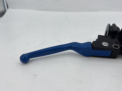 1993 Harley Sportster XLH883H Hugger 883 OEM Front Right Brake Lever Master Cylinder